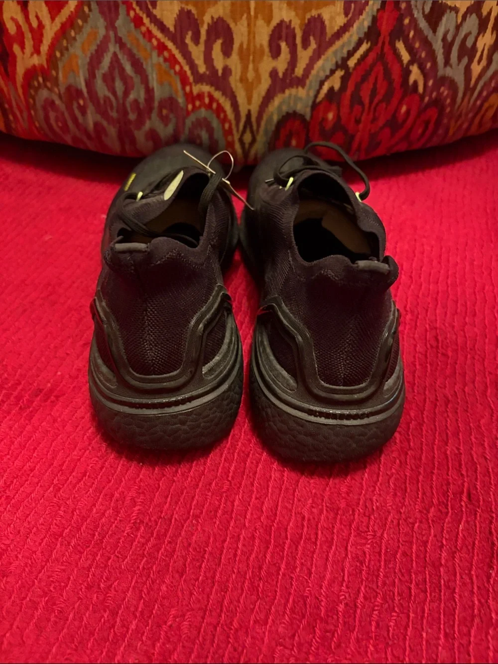 adidas Black Men's Athletic Running Shoes with Subtle Reflective Accents